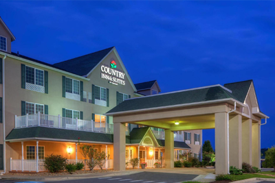 Country Inn and Suites Hotel - Exterior